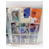 BINDER W/125+ SPORTS TRADING CARDS - LOOSE