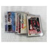 10 BASKETBALL TRADING CARDS