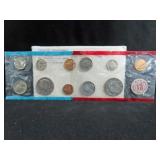 1971 UNC COIN SET - P & D MINTS