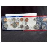 1988 UNC COIN SET - P & D MINTS