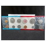 1971 UNC COIN SET - P & D MINTS