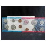 1972 UNC COIN SET - P & D MINTS