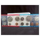 1973 UNC COIN SET - P & D MINTS