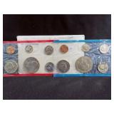 1976 UNC COIN SET - P & D MINTS