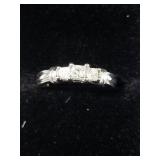 BEAUTIFUL 3 STONE DIAMOND