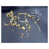 BAG OF MISC JEWELRY PIECES INCLUDING ONE DIAMOND