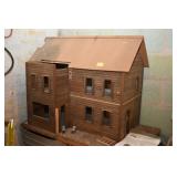 HOMEMADE DOLL HOUSE