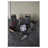 VINTAGE KITCHEN ITEMS