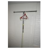 GARMENT RACK