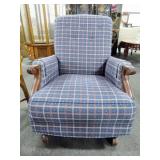 PLATFORM ROCKER W/OTTOMAN