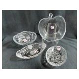 4 GLASS BOWLS
