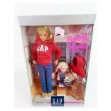 1997 "BARBIE AND KELLY GIFT SET" BARBIE