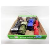 LIONEL ARMY SWITCHER, LIONEL "PEANUTS" CABOOSE,