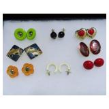 8 PAIR OF EARRINGS