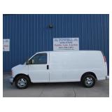 2001 Chevrolet EXPRESS 1500 CARGO VAN