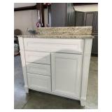 Kraftmaid - Norton Snowdrift - 36" w Top