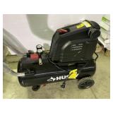 HUSKY 8 GALLON AIR COMPRESSOR