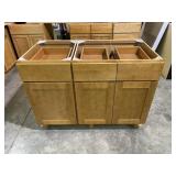 SPICE GLAZE KITCHEN ISLAND