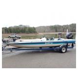 1992 BUMBLE BEE 200 PRO VEE BASS BOAT W/ 200HP
