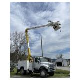 2003 INTERNATIONAL 7400 DT466 BOOM TRUCK