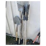 POST DIGGER, SHOVELS ECT