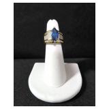3.21 CT SAPPHIRE AND DIAMOND RING - 14K YELLOW GOL