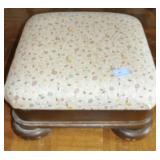 VICTORIAN BUN FEET FOOT STOOL