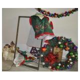 GROUPING: HOLIDAY DECORATIONS: STOCKINGS, WREATH,