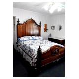 VICTORIAN WALNUT QUEEN SIZE BED WITH BOX SPRING