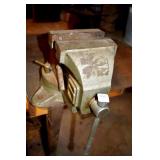 6" VISE HAS BEEN REPAIRED