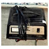 SCHUMACHER BATTERY CHARGER