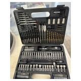 DRILL BIT SET