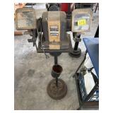 CRAFTSMAN GRINDER ON STAND
