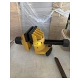 TABLE TOP QUICK VISE