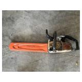 STIHL 011AVT CHAIN SAW - LEAKS GAS