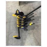 6 PLASTIC WOOD CLAMPS