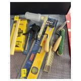 2 TAPE MEASURE, LASER LEVEL, BUTAINE TORCH