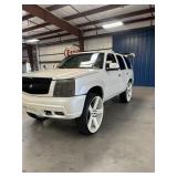 2004 Cadillac ESCALADE