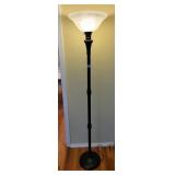 METAL FLOOR LAMP W/GLASS SHADE