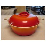 DESCOWARE ENAMEL OVER CAST IRON DUTCH OVEN