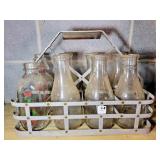 METAL MILK MAN CARRY TOTE W/8 QUART GLASS MILK