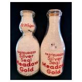 2 MEADOW GOLD SILVER SEAL QUART GLASS MILK