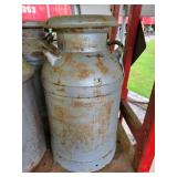 10 GALLON MILK CAN