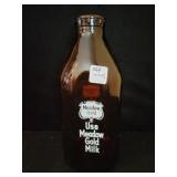 MEADOW GOLD AMBER GLASS HALF GALLON GLASS MILK