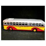 CORGI GM BUS - DIE CAST - LOS ANGELES MOTOR COACH
