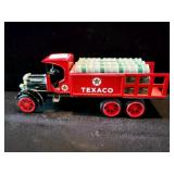 ERTL TEXACO DIE CAST BARREL TRUCK - KENWORTH