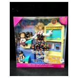 1995 TEACHER BARBIE AND CLASSROOM