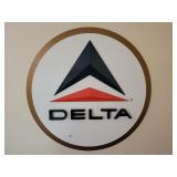 24" ROUND DELTA AIRLINES SIGN - WOODEN