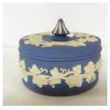 WEDGEWOOD BLUE JASPERWARE POWDER DISH WITH LID WEDGEWOOD BLUE JASPERWARE POWDER DISH WITH LID