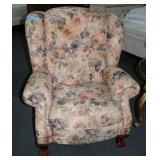 LA-Z-BOY WING BACK RECLINER - 2 TIMES BID